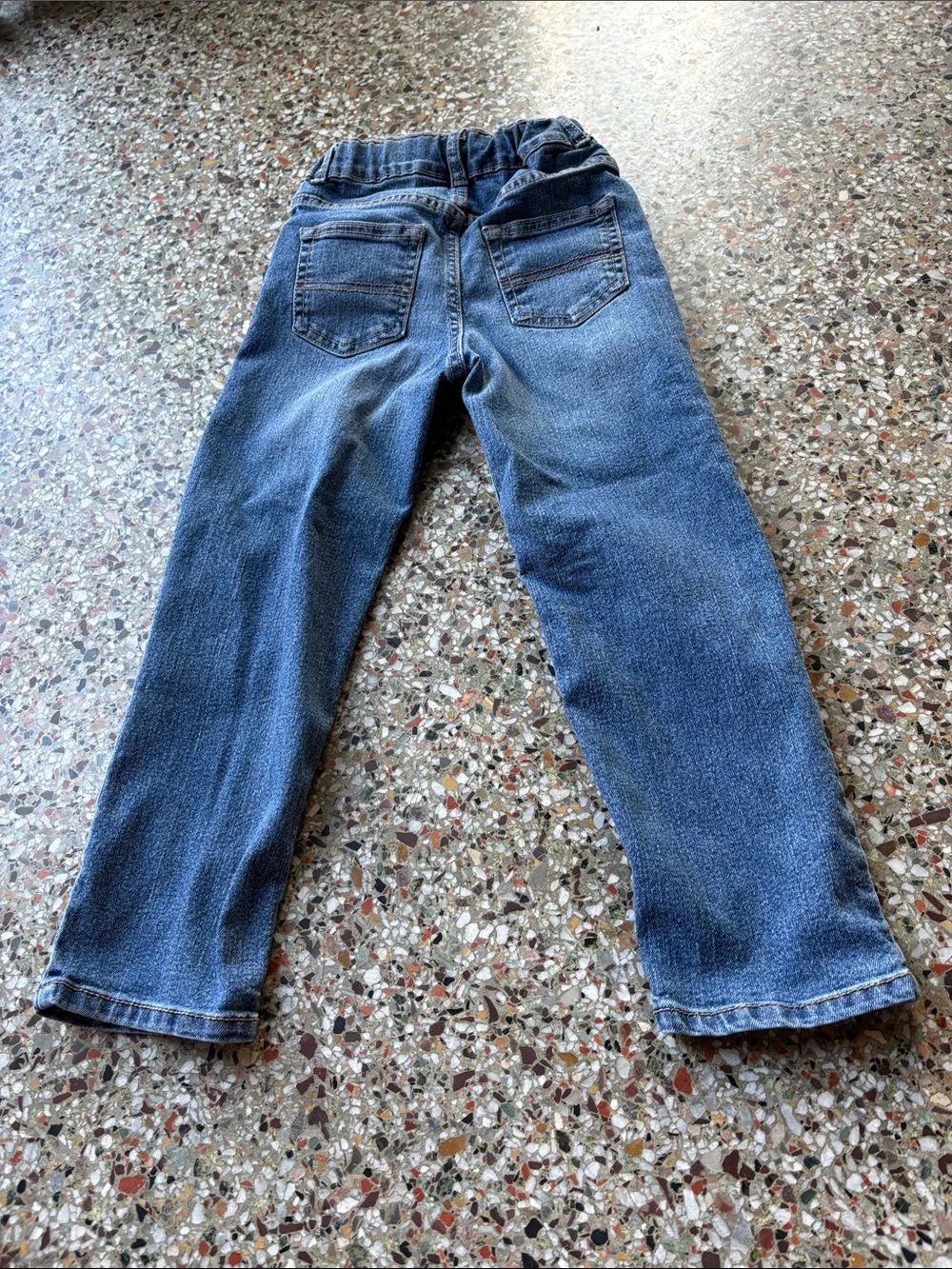 2 pairs of OshKosh B'gosh boy’s size 6/6A Medium Blue Straight Jeans